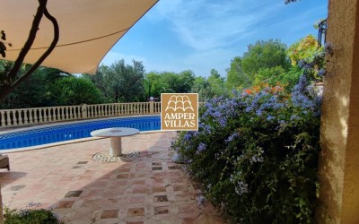 Magnificent villa with beautiful views and privacy in Sierra  Altea Golf.